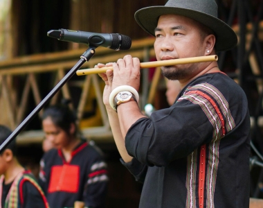 Nghệ nhân Akŏ Ea