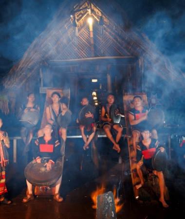 ĐÊM NHẠC BỪNG CHÁY – CHẠM ĐẾN TRÁI TIM VĂN HÓA TÂY NGUYÊN TẠI AKO EA