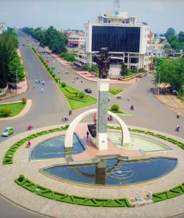 DU LỊCH BMT: VÌ SAO BUÔN MA THUỘT TRỞ THÀNH ĐIỂM ĐẾN HOT NHẤT TÂY NGUYÊN?