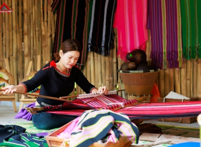 Không gian trải nghiệm dệt thổ cẩm